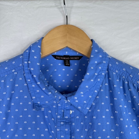 Womens Victoria's Secret Chenille Dot Button Front Long Sleeve Shirt Size Medium - Picture 3 of 5